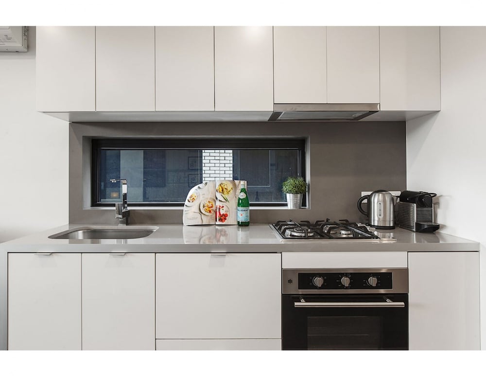 2 bed Apartment in Trendy Collingwood