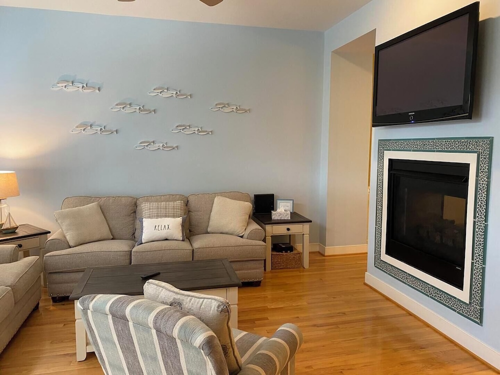 Laguna Drive 21083