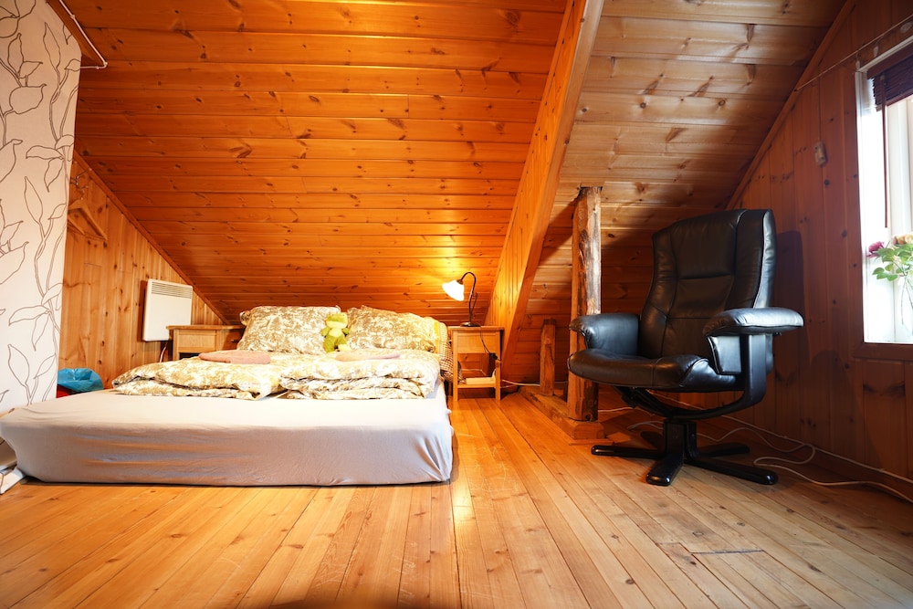 Photo 7