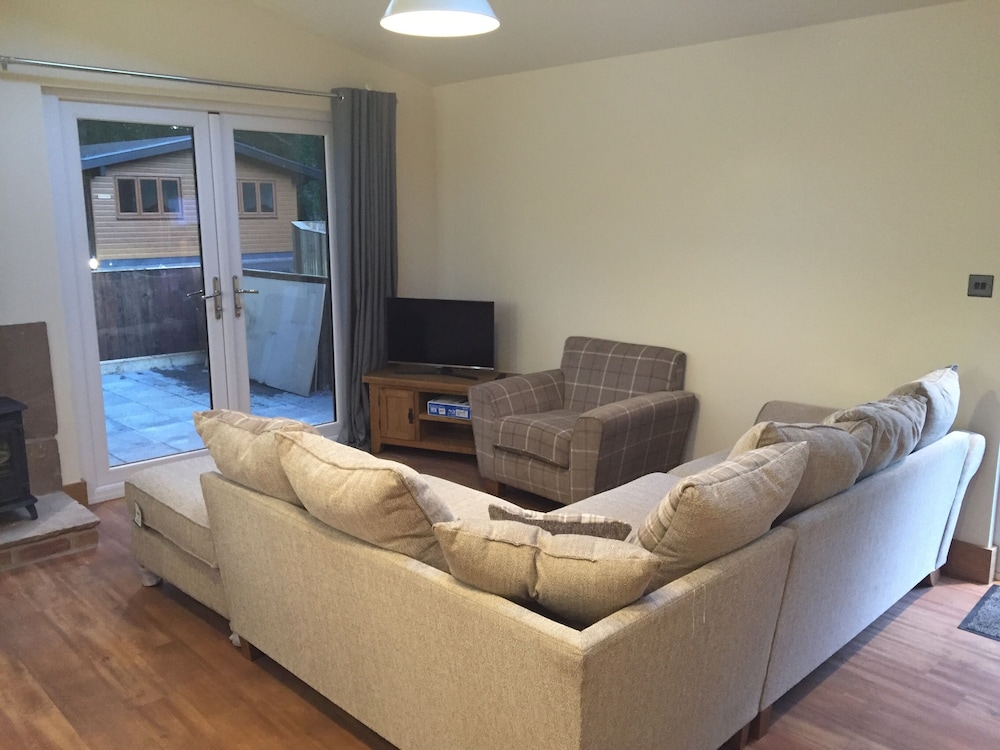 Shellow Lane Lodges