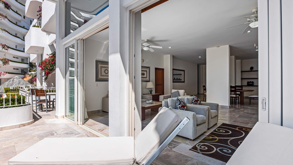 HOLT Grand Miramar Residences