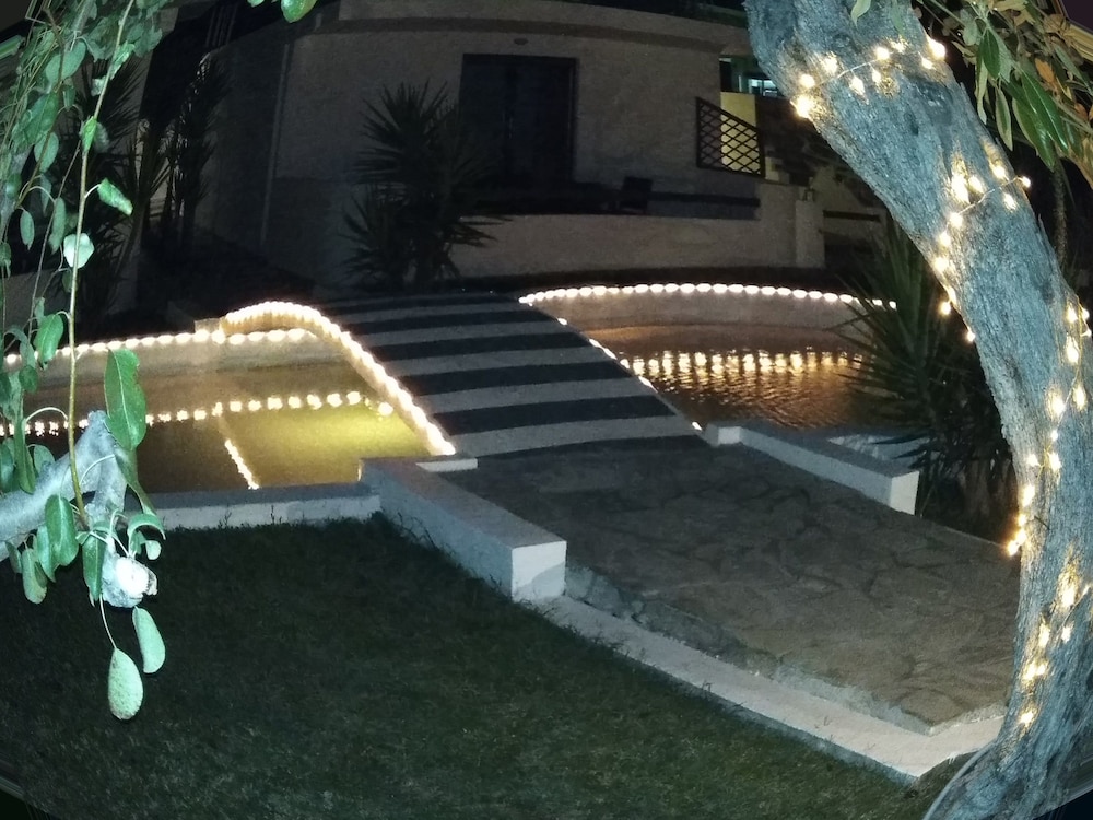 Skiathos Holiday House