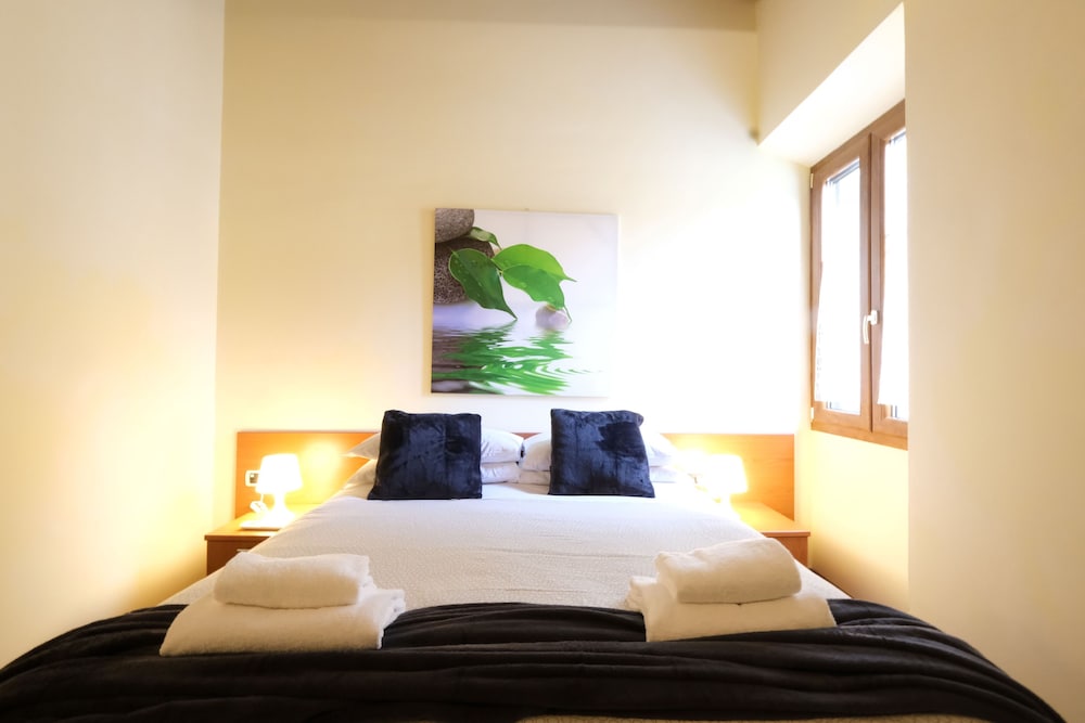 Wine Apartments Florence Barbaresco