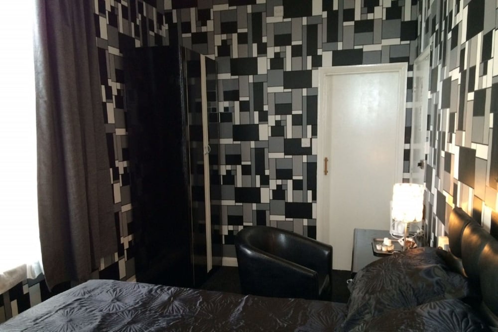 Folkestone Vacations - The Carlton Hotel - Property Image 14