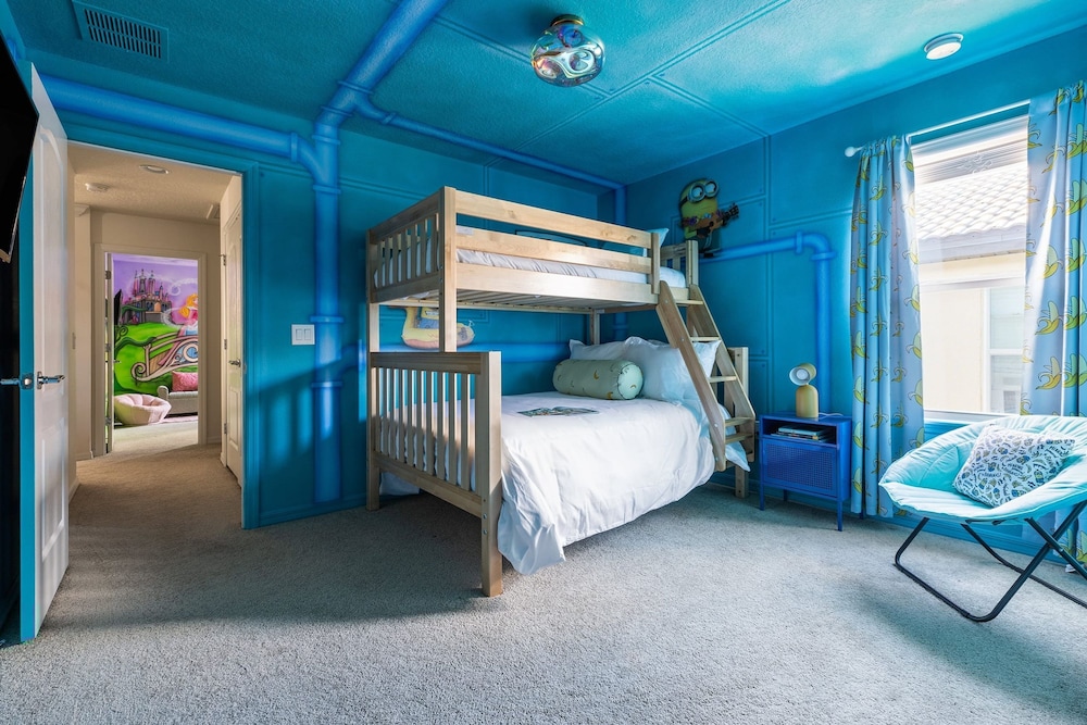 Twice-as-nice Resort Home Near Disney Pool and Game Room 20 Guests