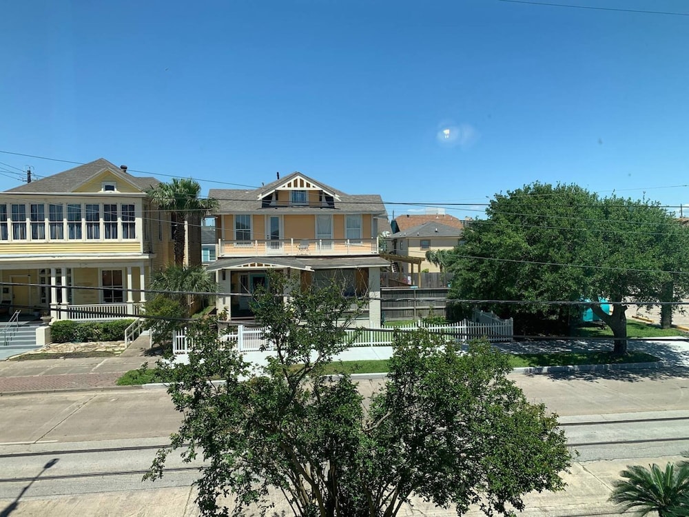1BR Coastal Escape
