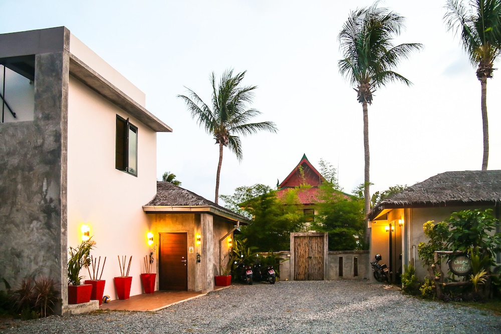 Charu Bay Villas