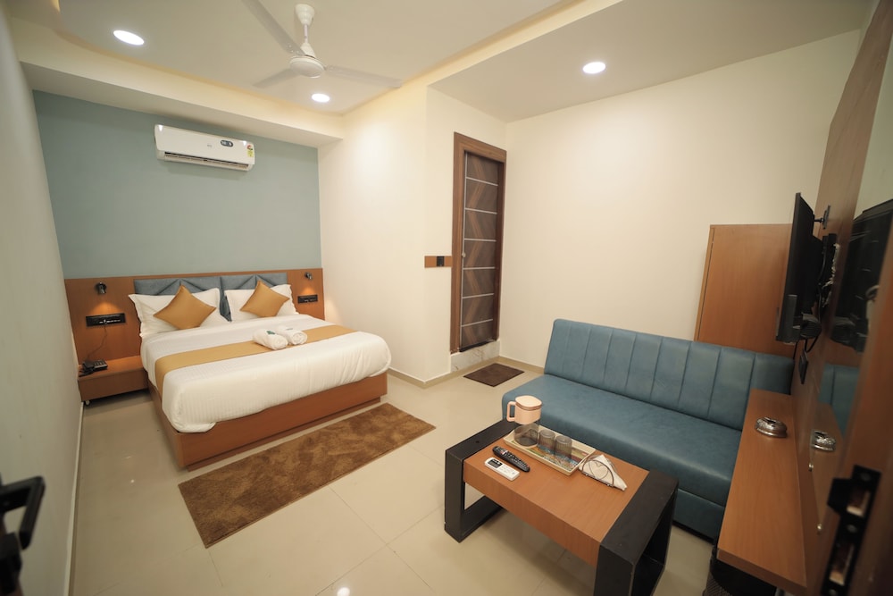HOTEL NEST ICON