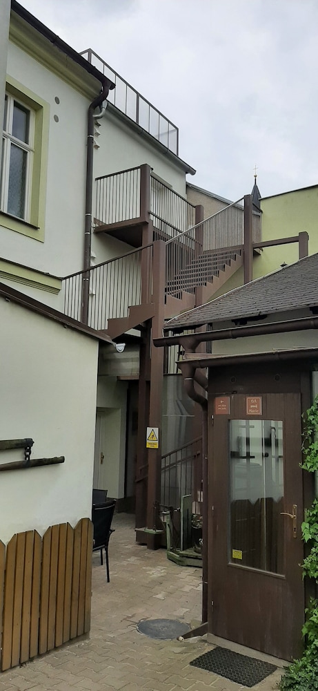 Photo 37