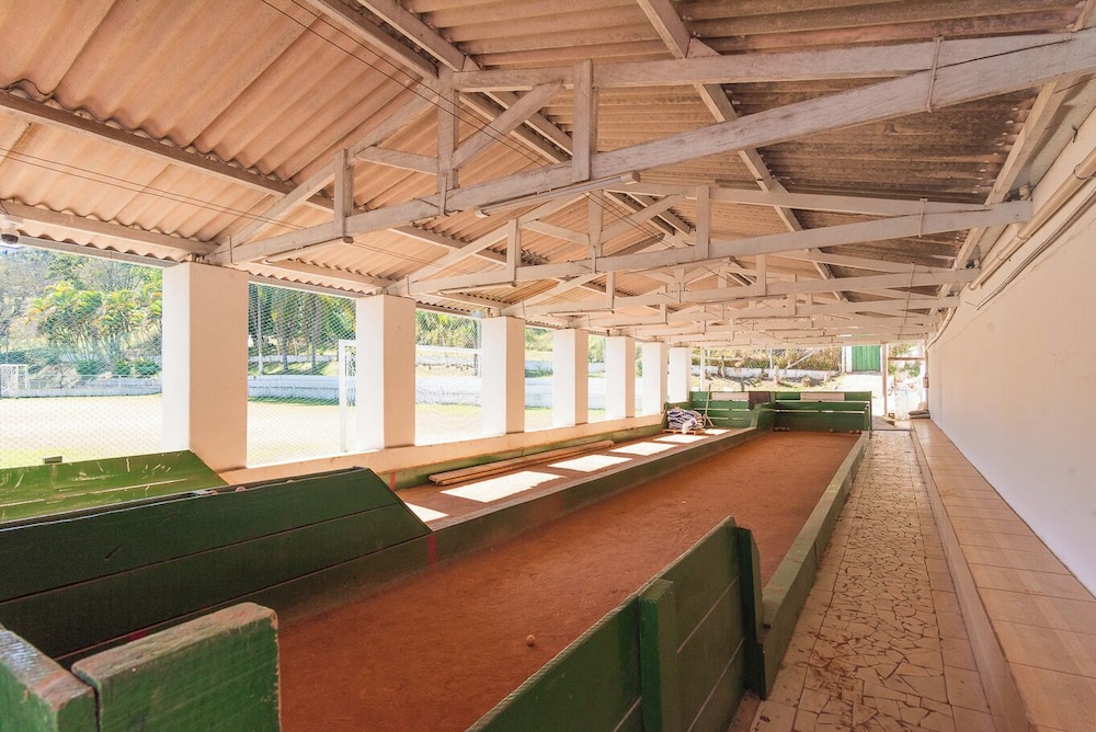 Cavalinho Branco Flat Para 4 Pessoas c Piscina