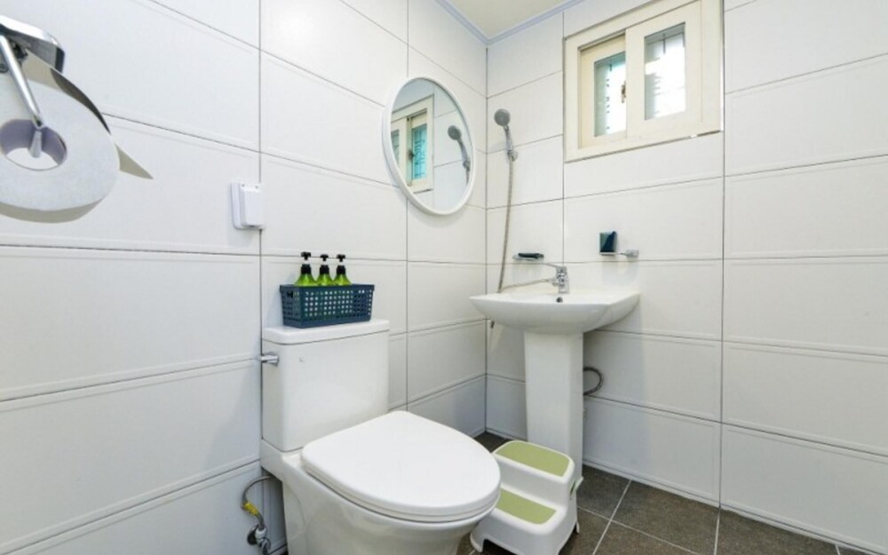Gapyeong Shinbi Kids Pool Villa