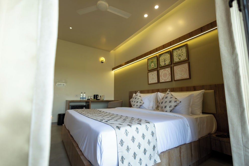 Madhuvan Resort