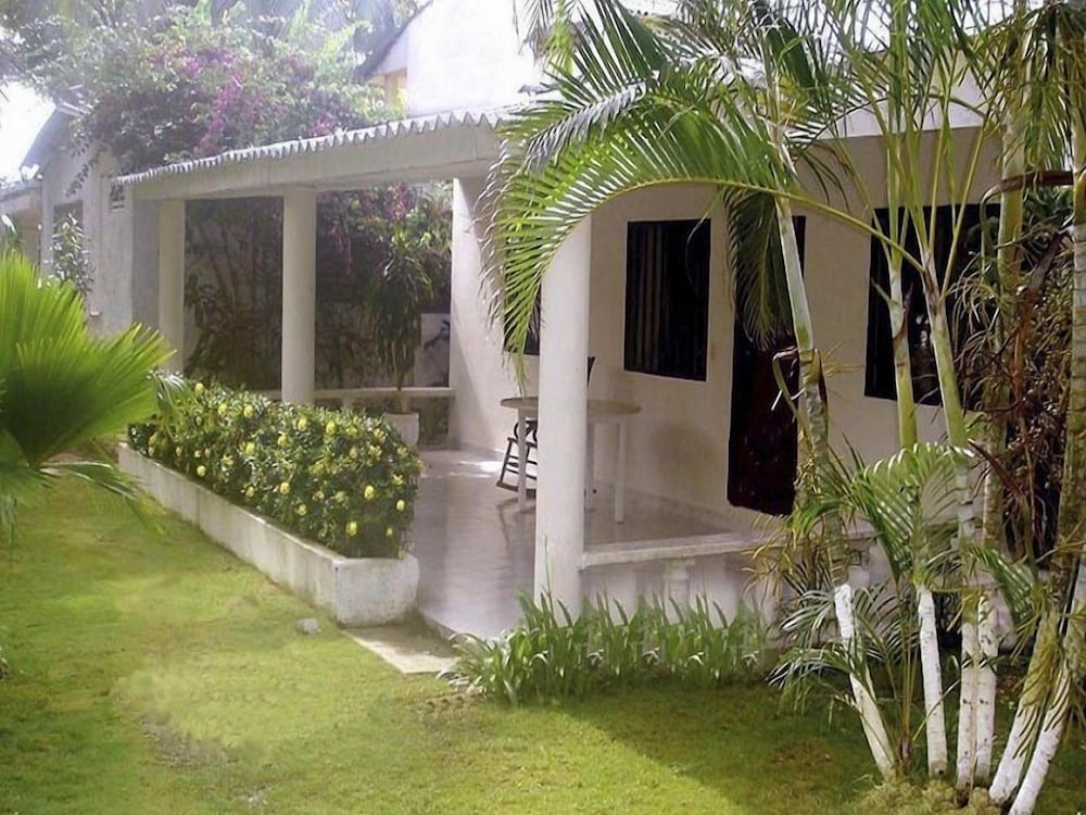 Cabañas Frente a la Playa 010