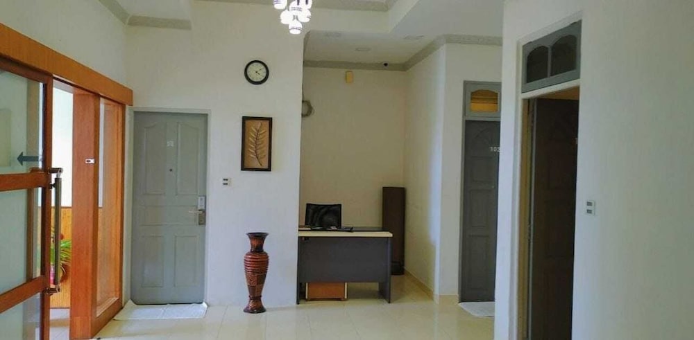 Turtle Inn Dharavandhoo view 2