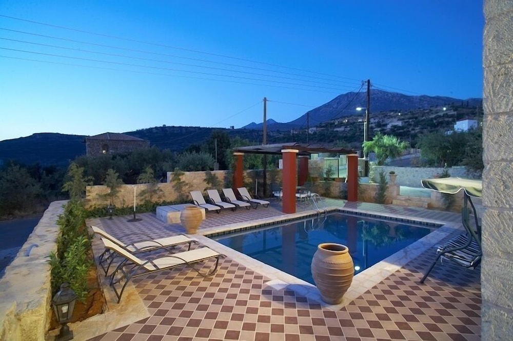 Olympia Villas