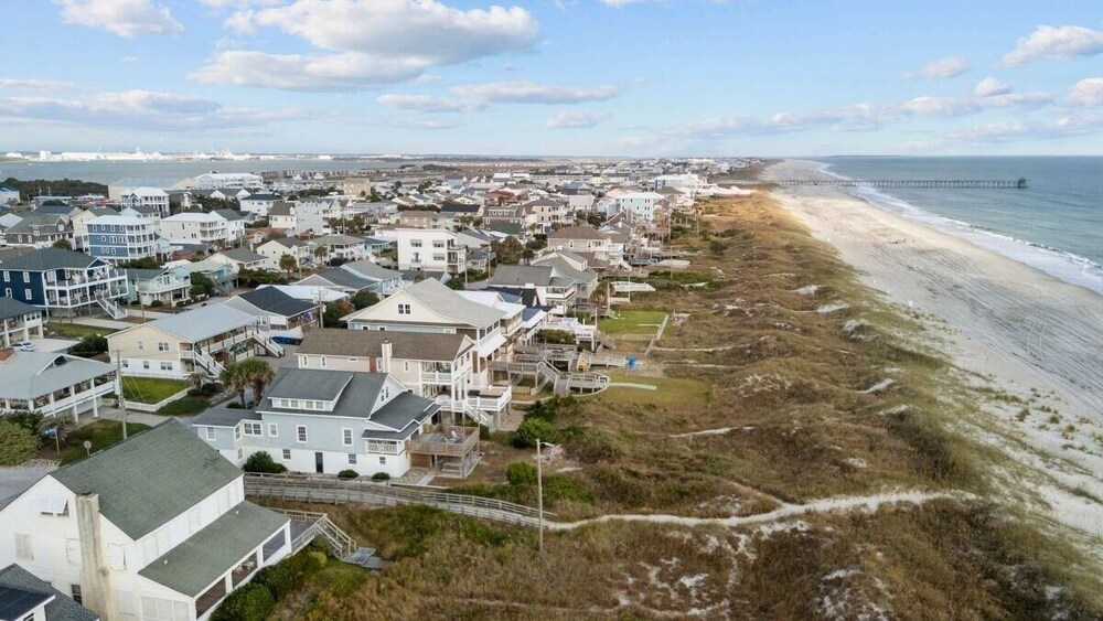 Sunset Shores 5 Bedroom Home