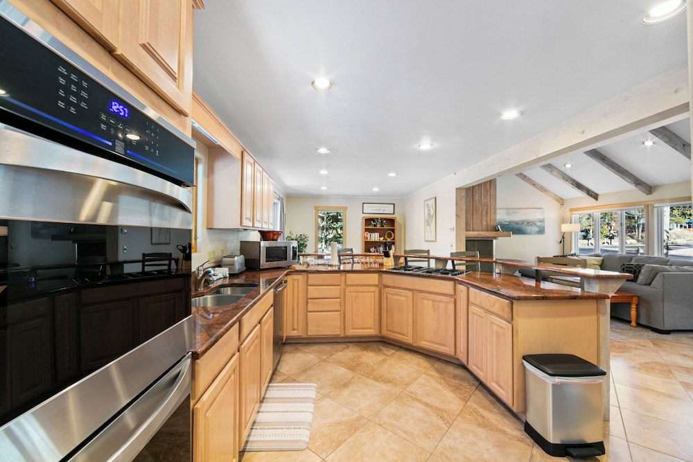 11 Appaloosa Court