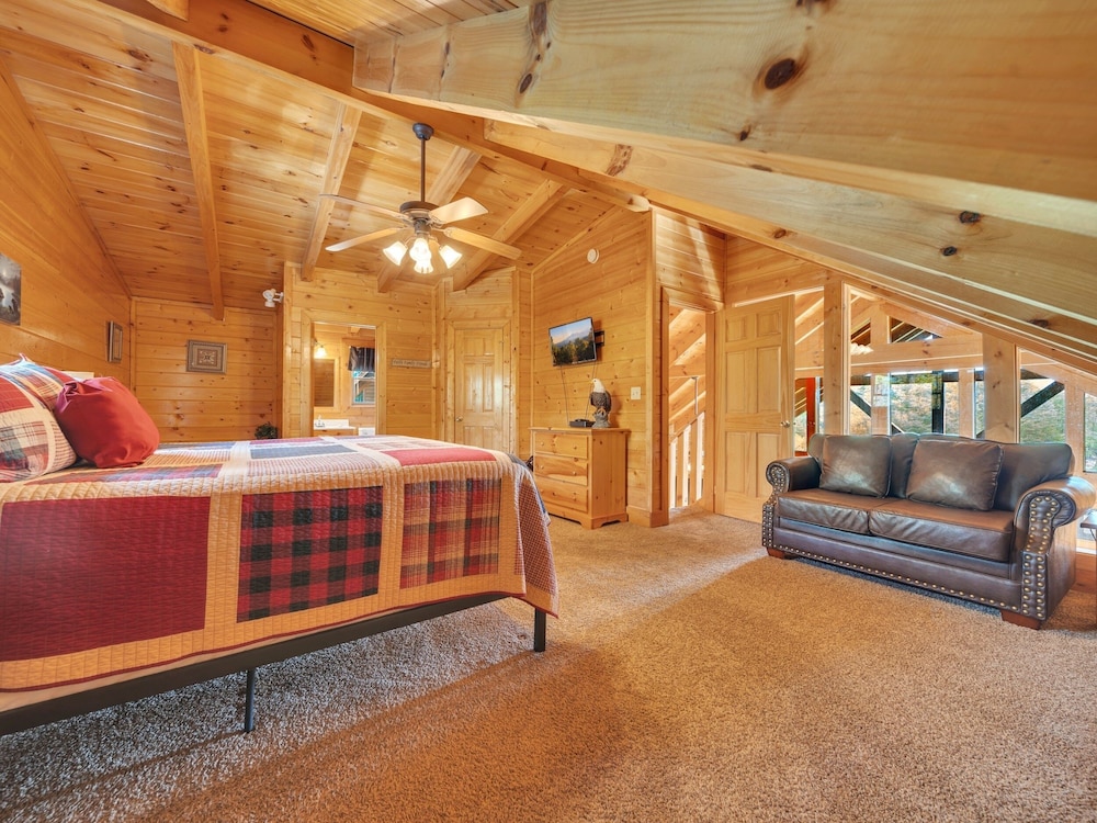 Ern860 - Cozy Bear Overlook 4 Bedroom Cabin