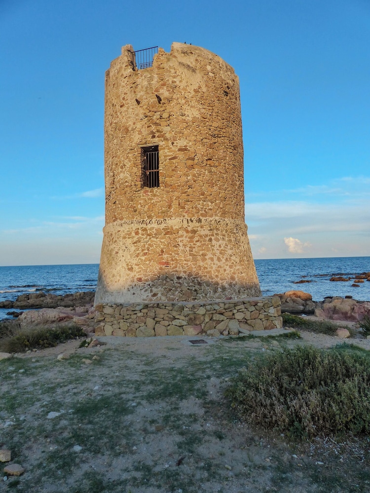 Porto Apartments - La Caletta