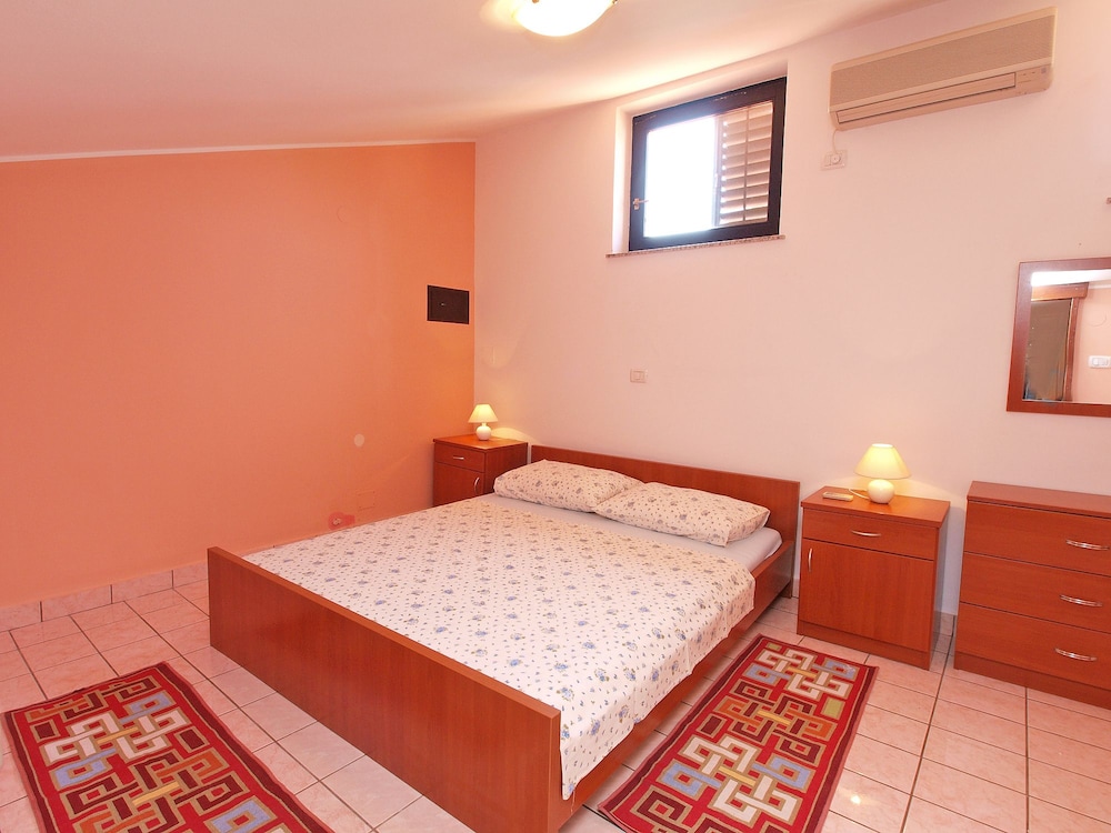 Apartment 730 view 2