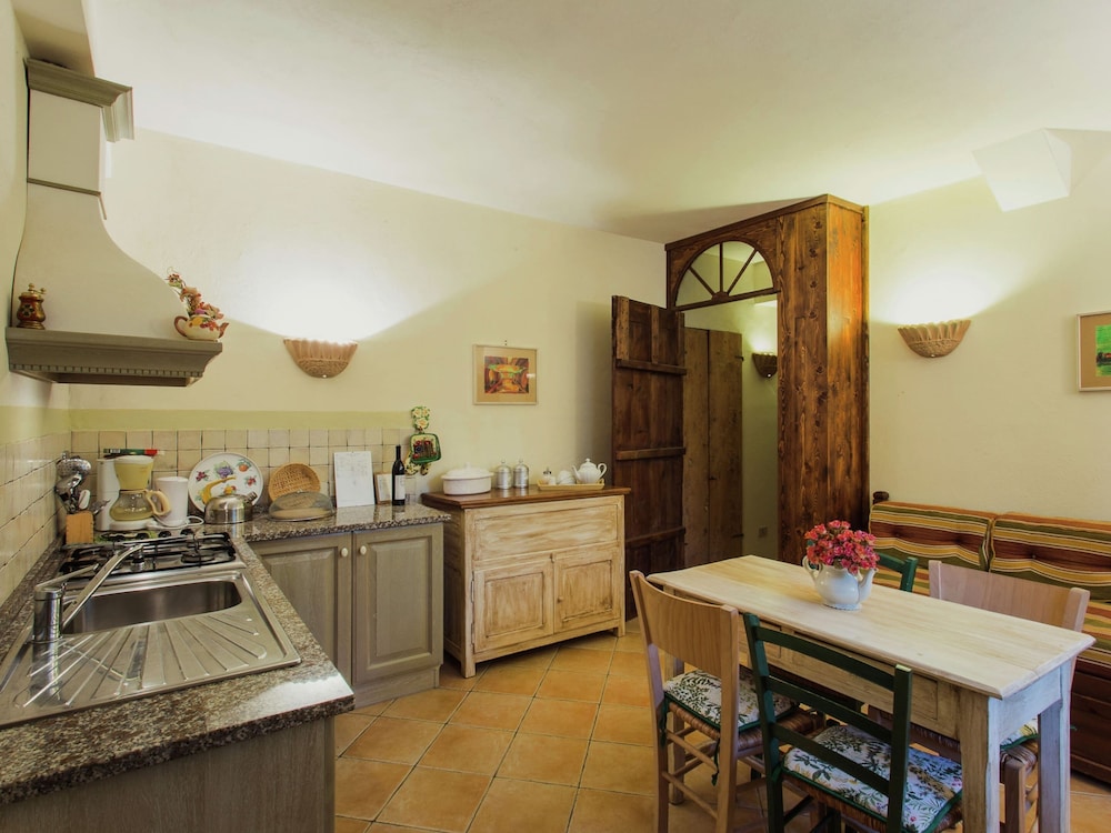 Apartment With Swimming Pool in Marsciano view 3