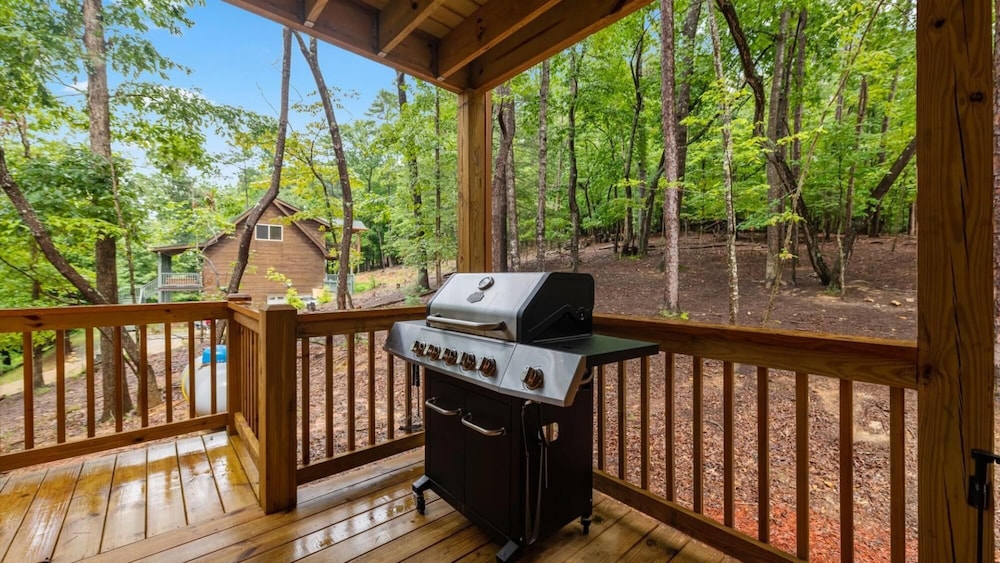 Buck s Bear Lodge-beautiful Coosawattee Resort view 5
