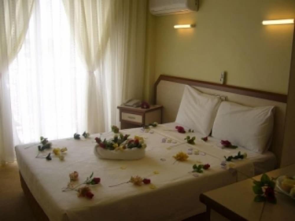 Çesme Sirin Villa Otel - Image 24
