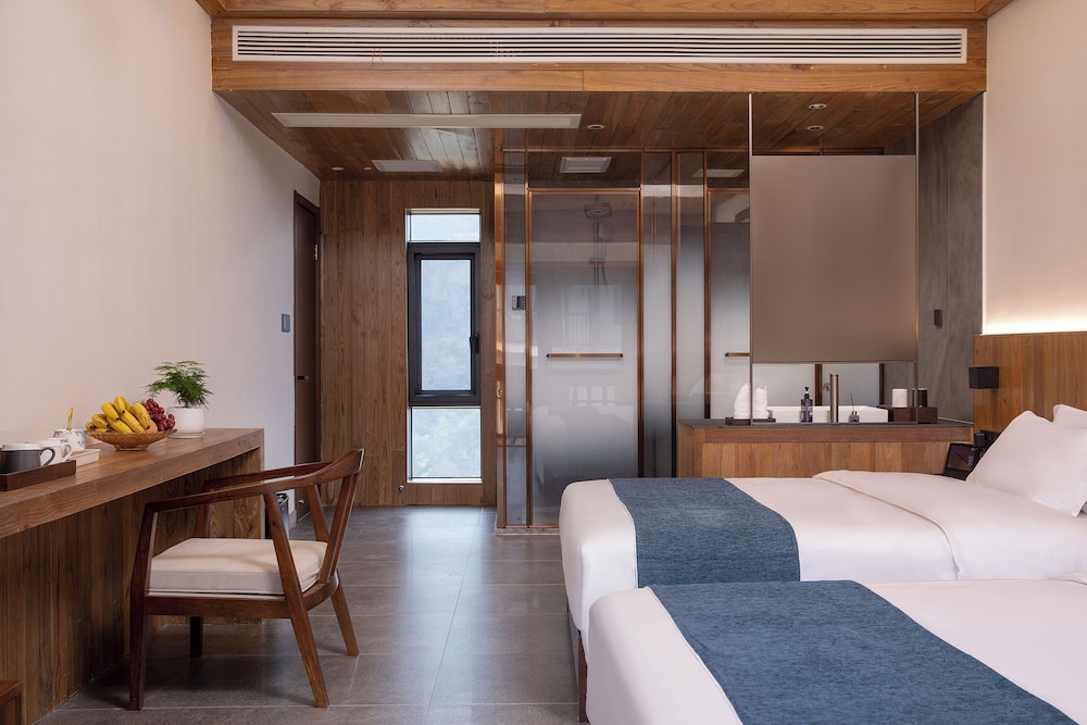 Zhangjiajie Valley Love Holiday Hotel