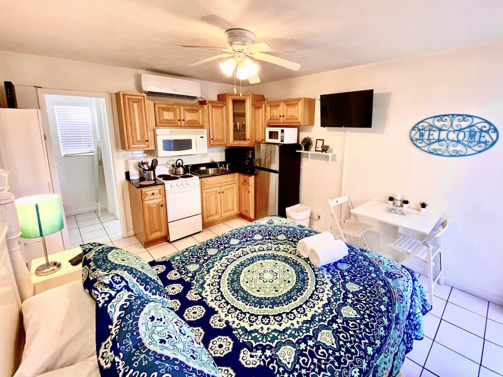 Southwinds 4 for 2 Steps to Beach Boardwalk