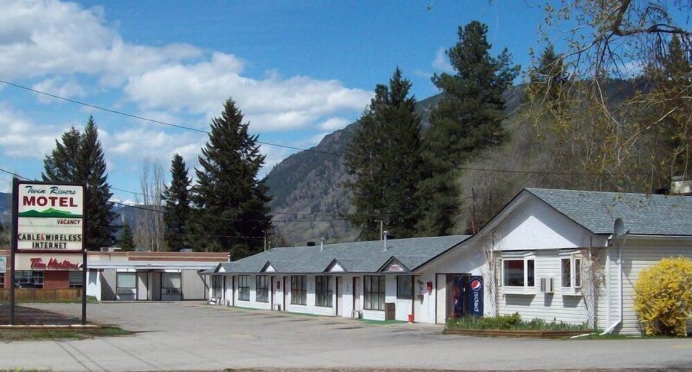 Twin Rivers Motel Castlegar