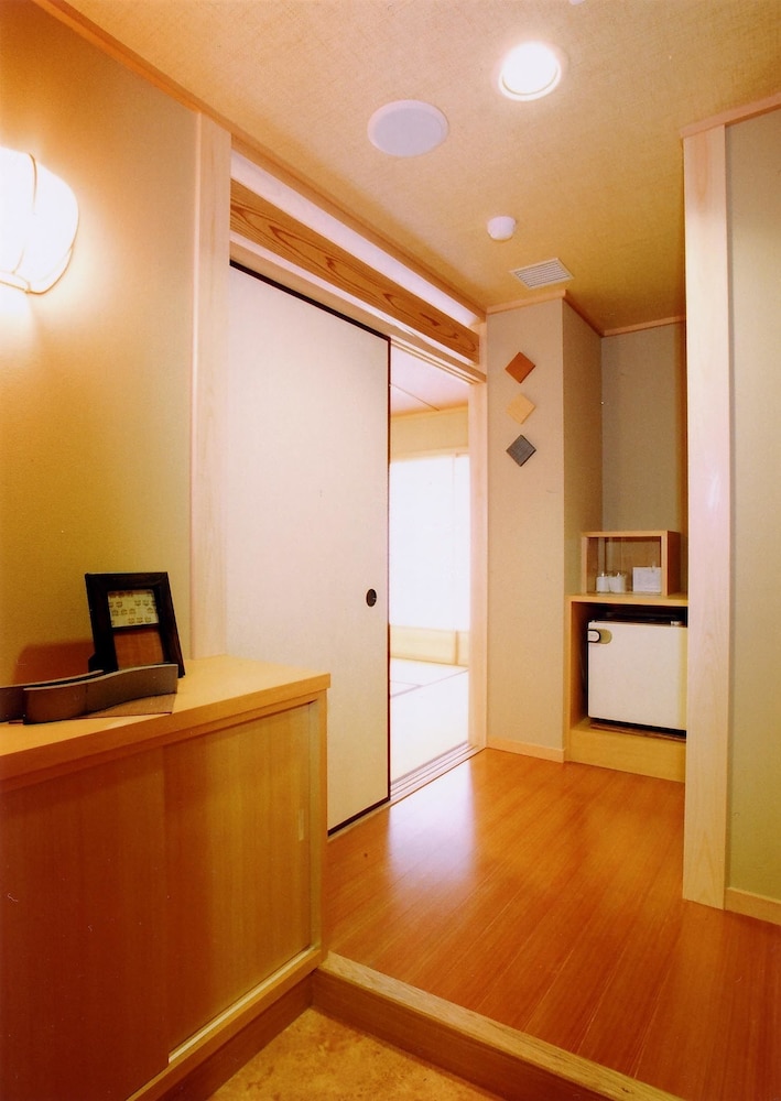 Kamogawa-kan Inn