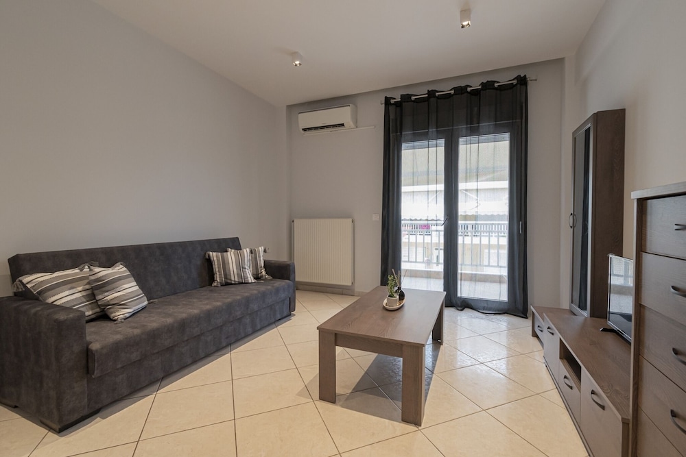 V & G Apartment by Rentals Pro - Nea Moudania