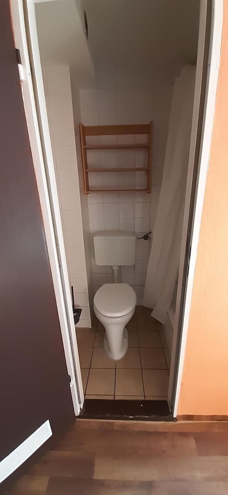 2-Rent Group Hostel Apartments EVE74