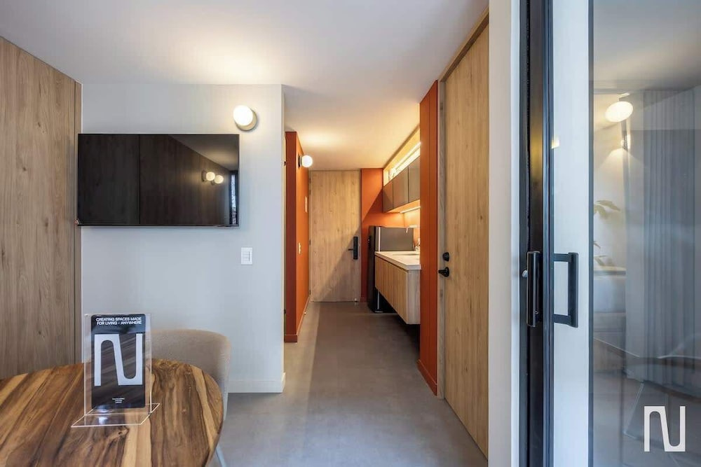 Nok Amazing 2BR Apartment With Balcony City Views