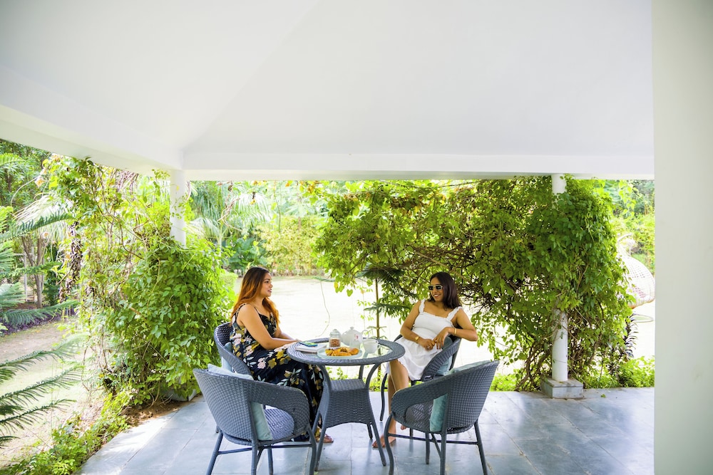 Raha Farms Pet friendly Resort ELIVAAS