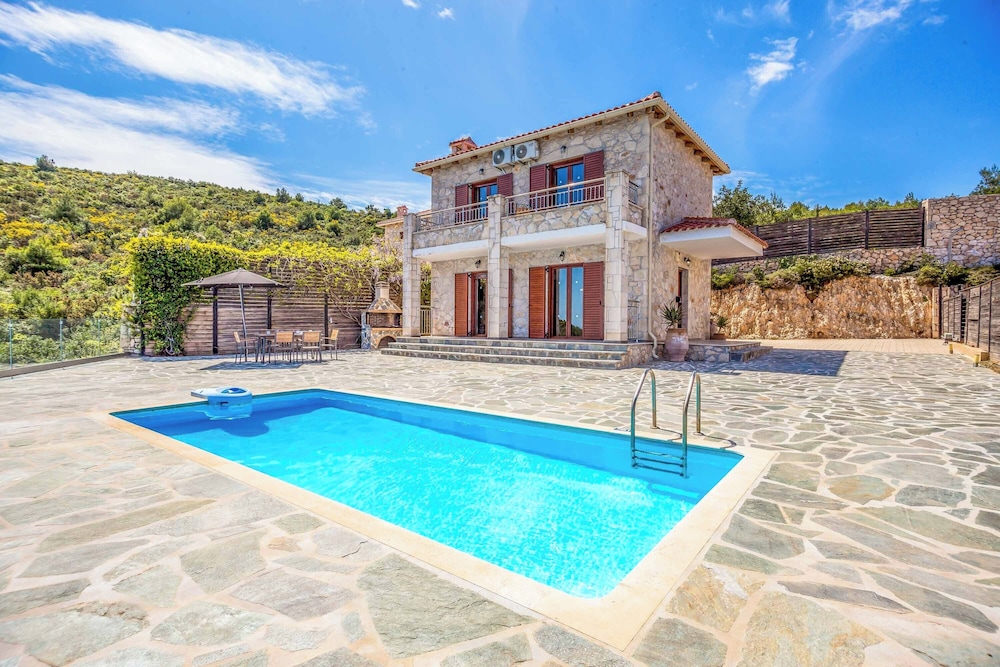 Orient Villa