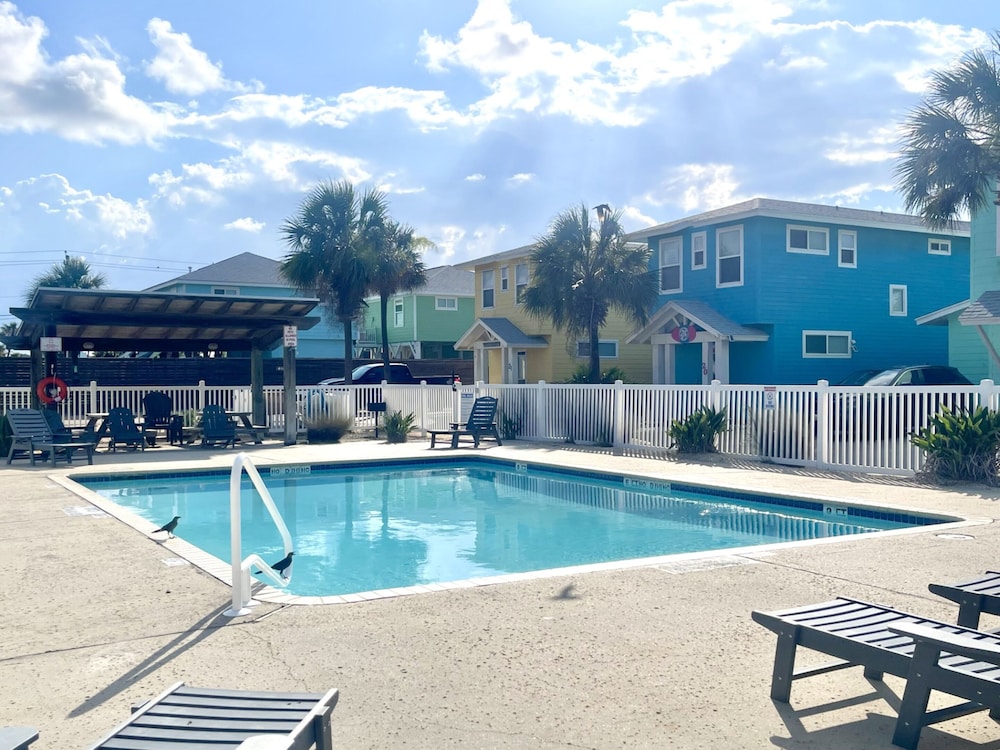 Royal Palm by Silver Sands Vacation Rentals