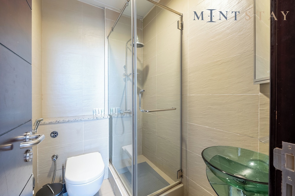 Tiara Residences - Mint Stay