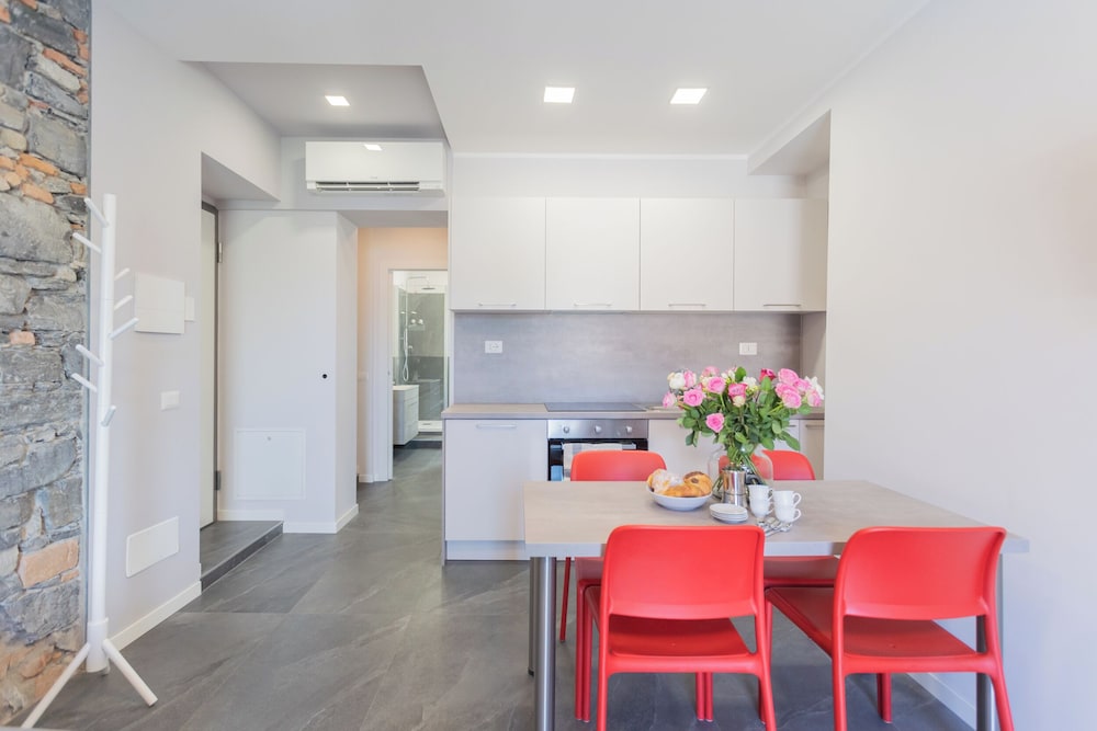 Sant'Agostino Apartments by Rent all Como