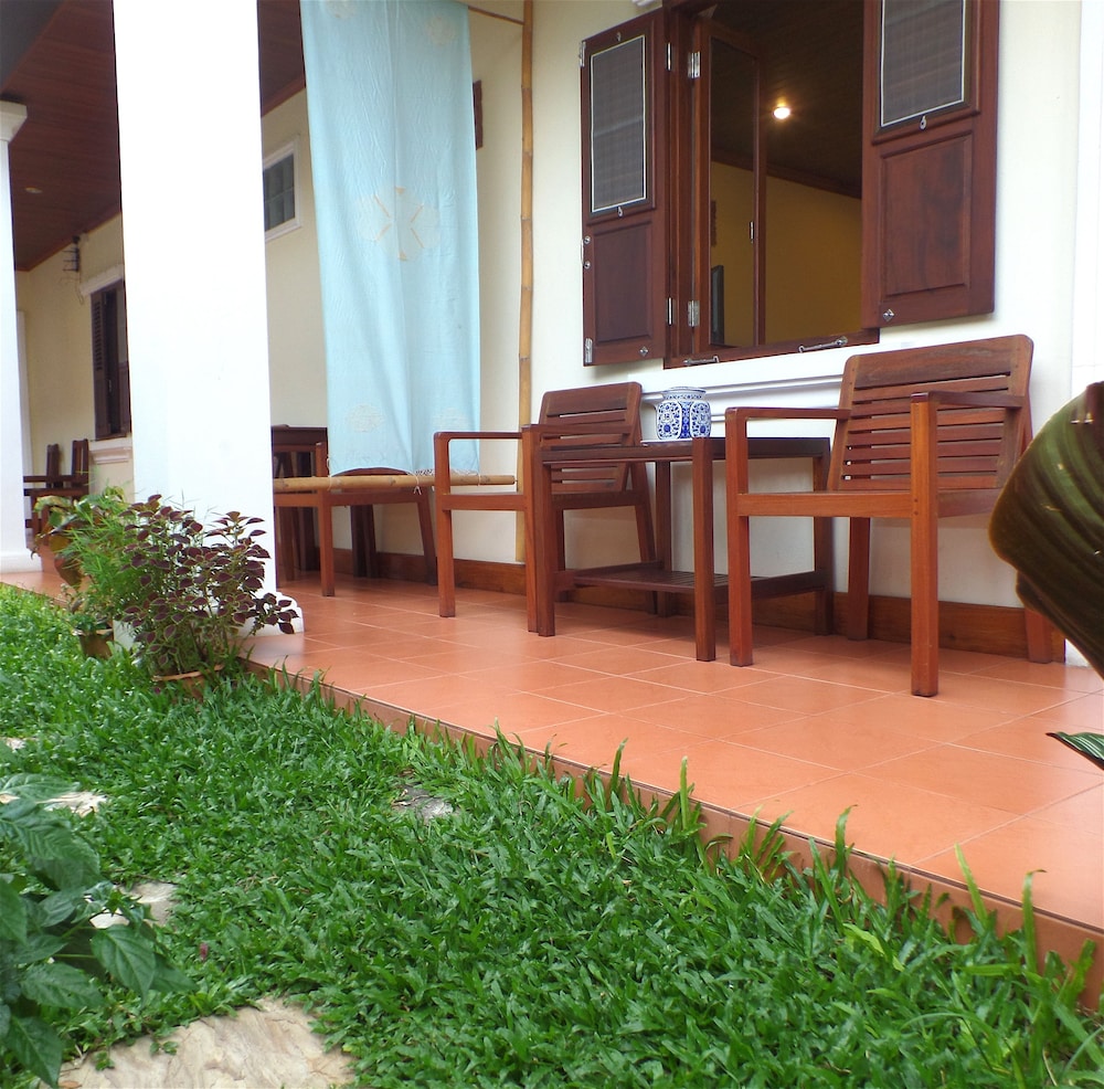 Peninsula Villas
