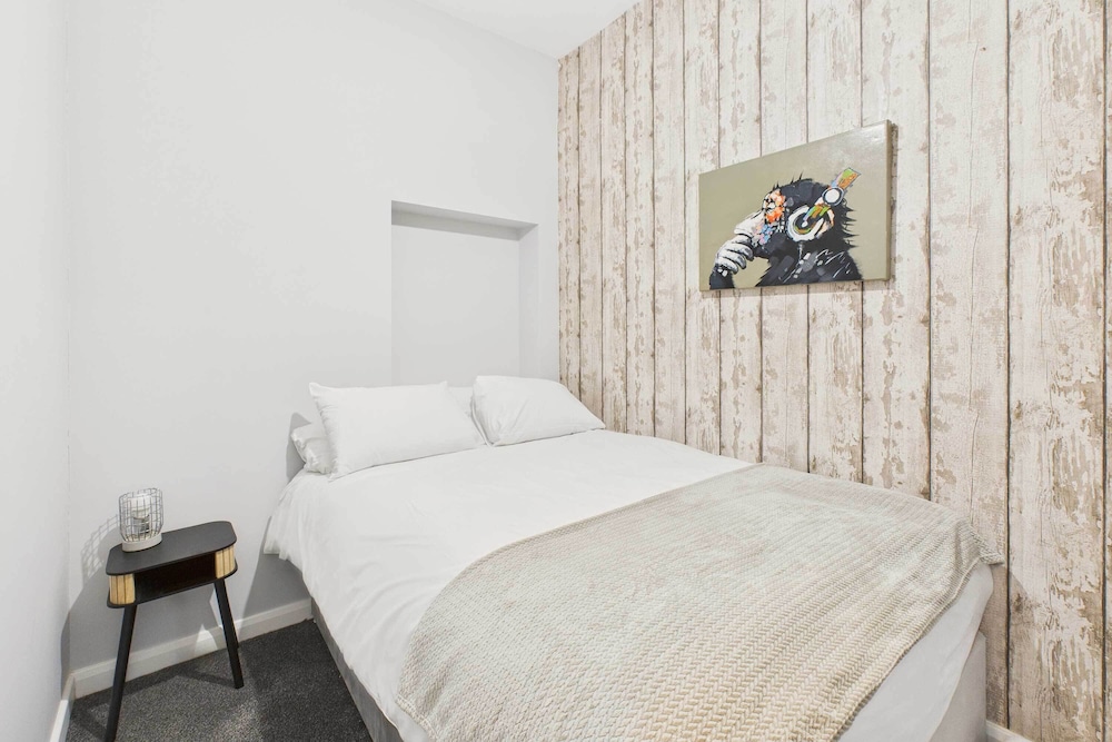 Host Stay Crosby House