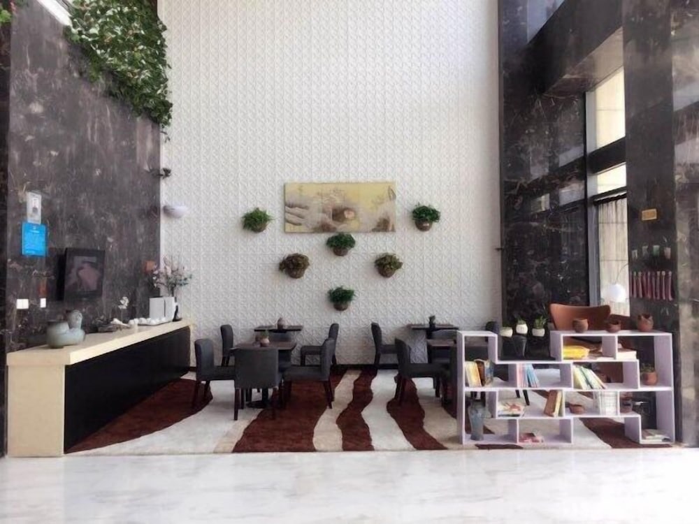 Metropolo Wuhan Economic Development Wanda Hotel