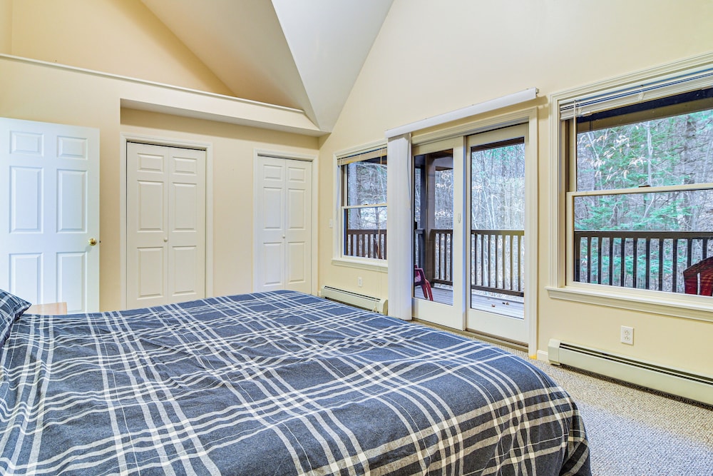 Ski-in/ski-out Condo at Pleasant Mountain!
