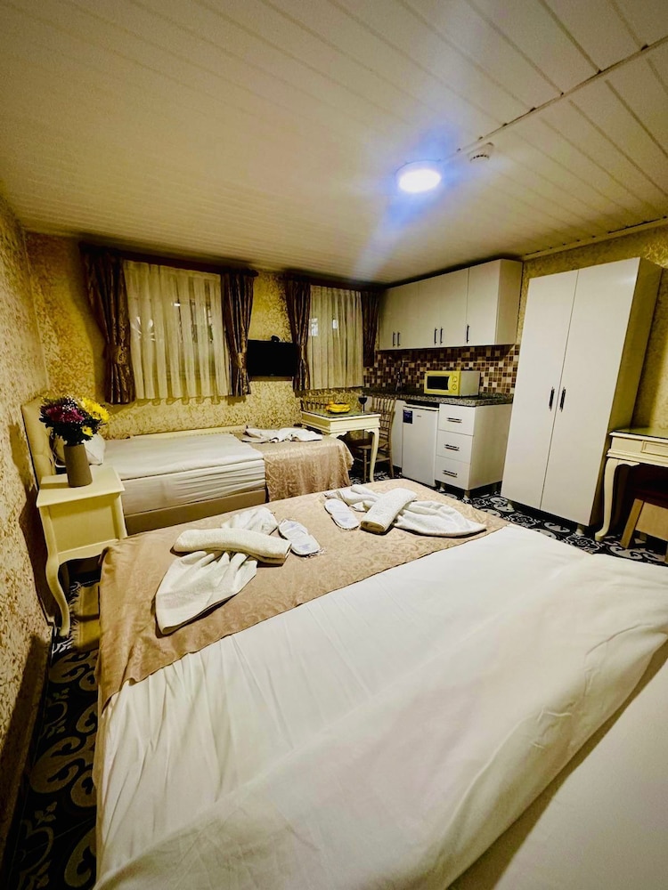 Alhambra Apart Otel - Image 57