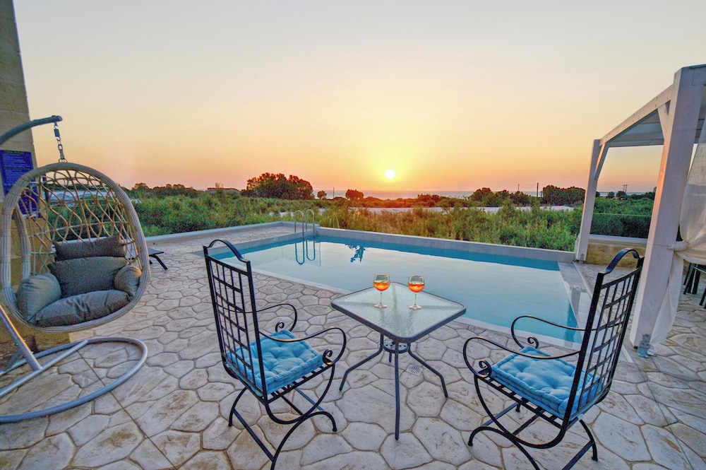 Koukis Villa With Sea View