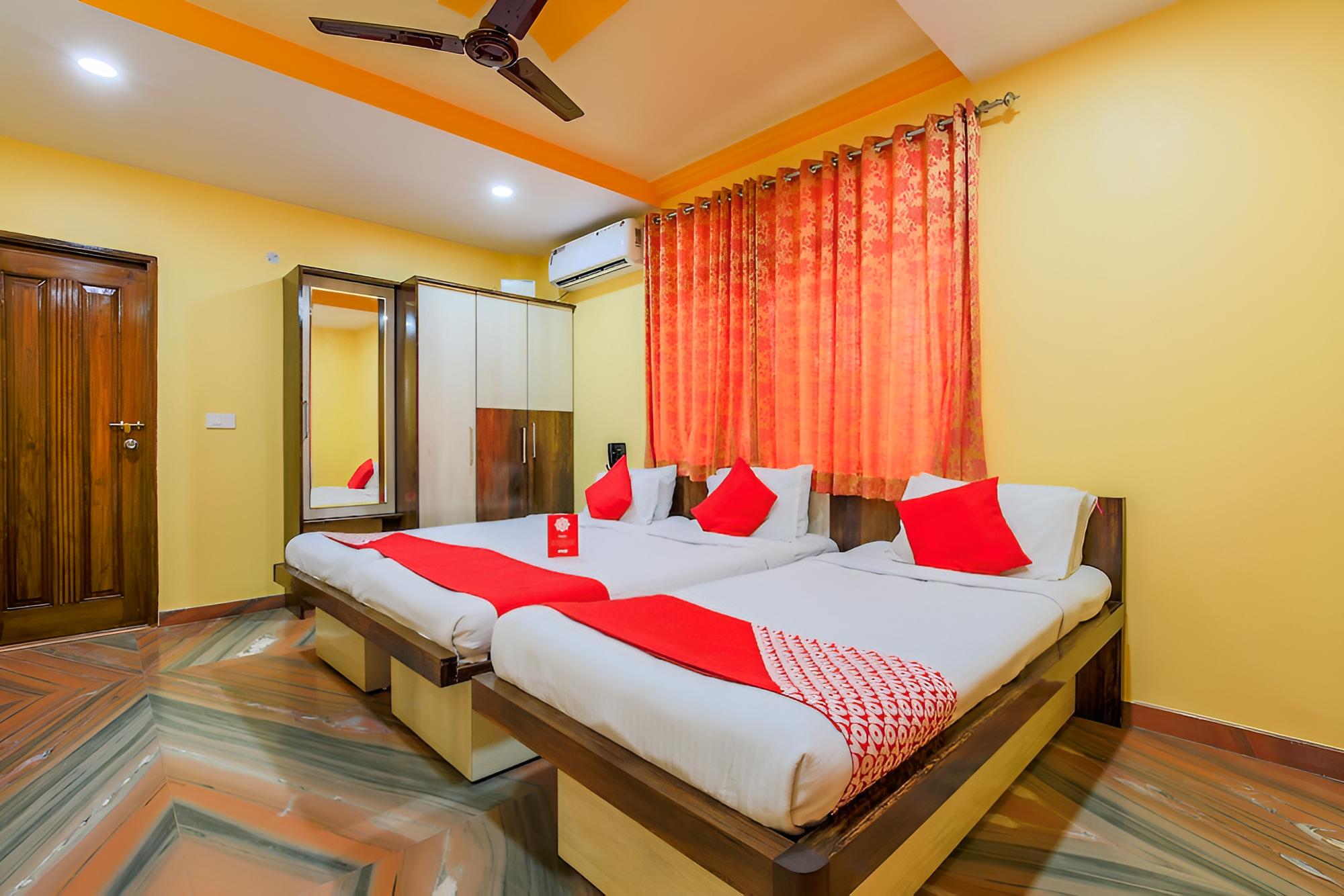 Meera Motels & Residency