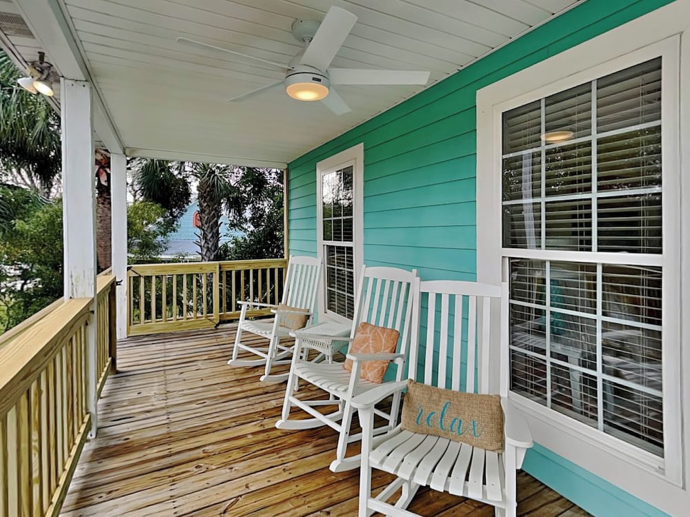 Back River Bungalow by Tybee Vacation Rentals