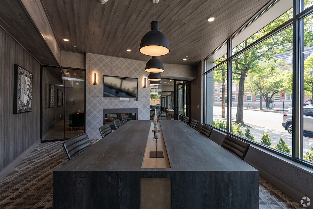 New Haven Vacations - Luxury Furnished Apartments by Hyatus Downtown at Yale - Property Image 58
