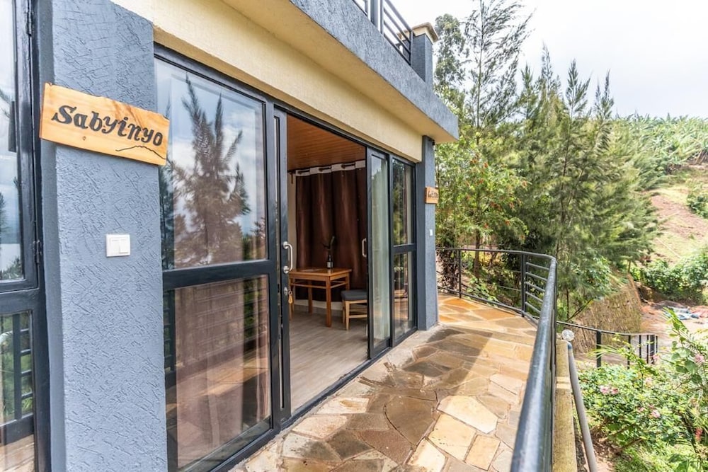 My Hill Eco-Lodge