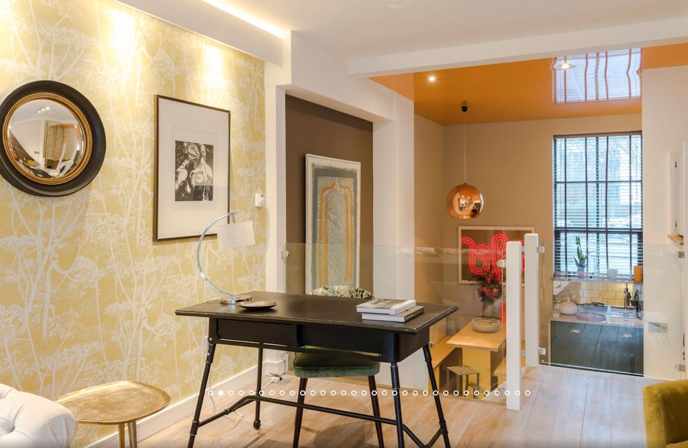 hotel reception